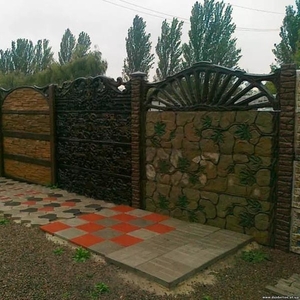 Бетонні паркани та тротуарна плитка у Вінниці